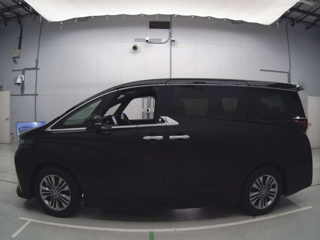 TOYOTA ALPHARD 2024