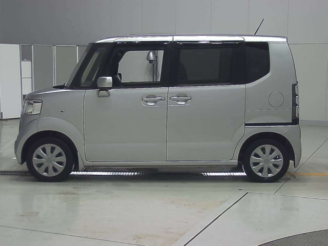 HONDA N BOX PLUS 2012