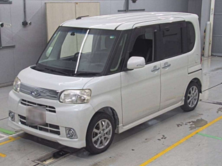 DAIHATSU TANTO 2013