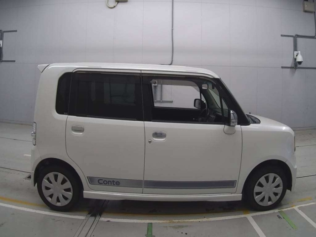 DAIHATSU MOVE CONTE 2010