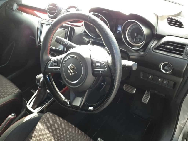 SUZUKI SWIFT 2019
