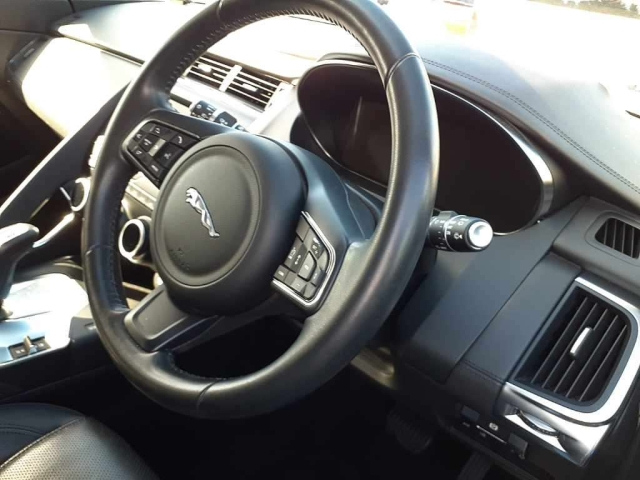 JAGUAR E-PACE 2020