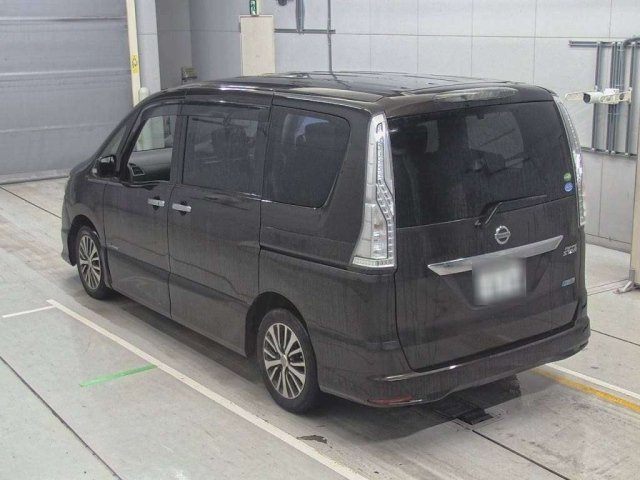 NISSAN SERENA 2015
