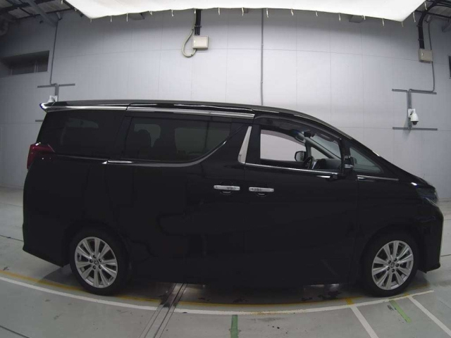 TOYOTA ALPHARD 2022