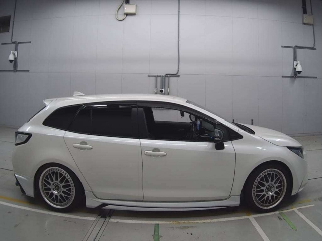TOYOTA COROLLA TOURING 2021