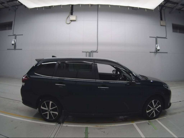 TOYOTA COROLLA FIELDER 2018