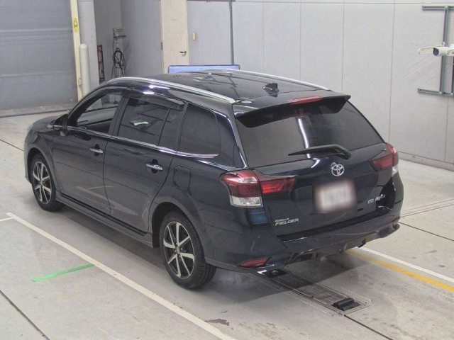 TOYOTA COROLLA FIELDER 2018
