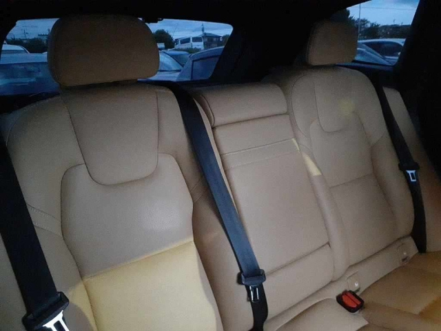 VOLVO XC60 2019