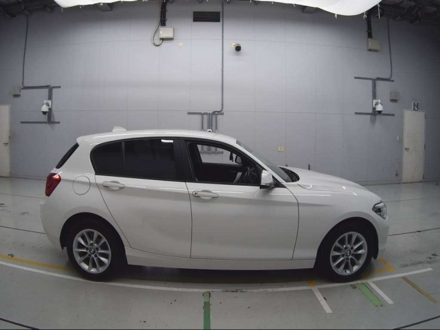 BMW 1 SERIES 2016