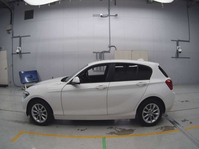 BMW 1 SERIES 2016