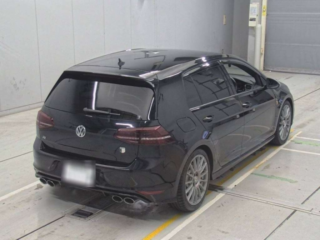 VOLKSWAGEN GOLF 2014