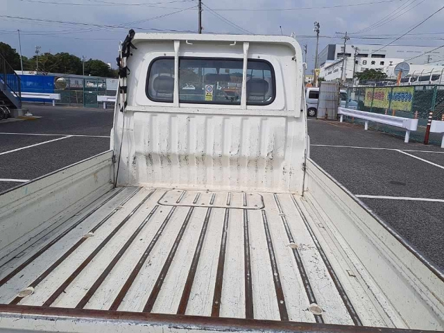 DAIHATSU HIJET TRUCK 2011