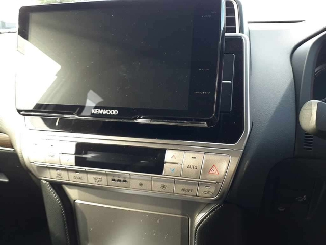TOYOTA LAND CRUISER PRADO 2022