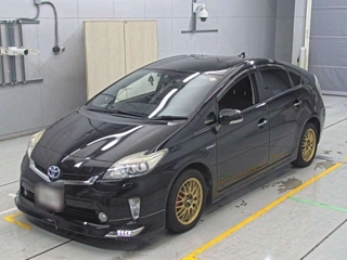 TOYOTA PRIUS 2014