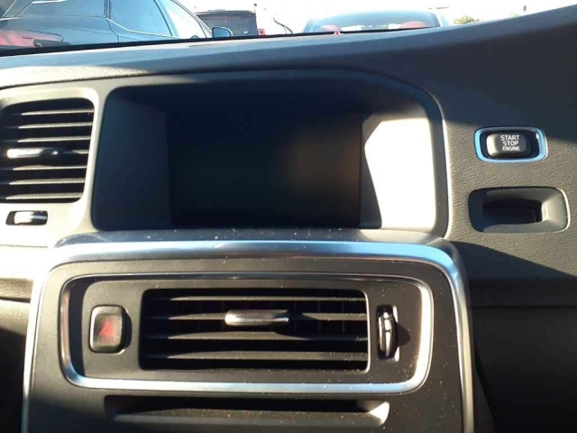 VOLVO V60 2014