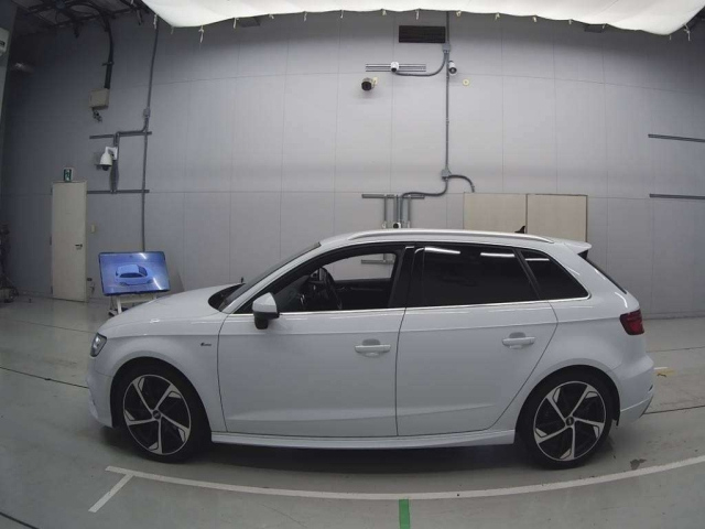 AUDI A3 2019