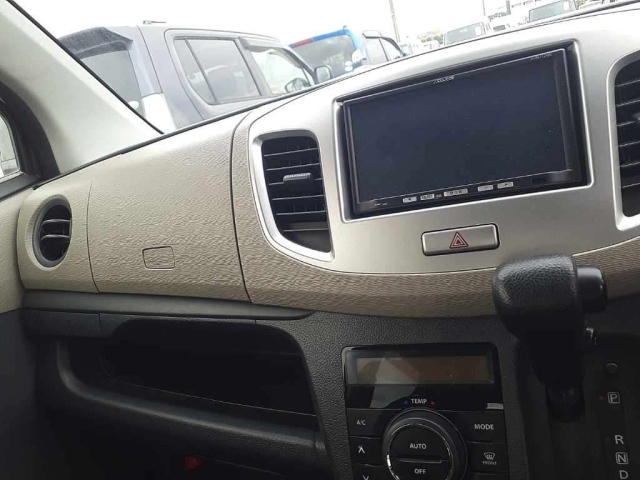 MAZDA FLAIR 2013