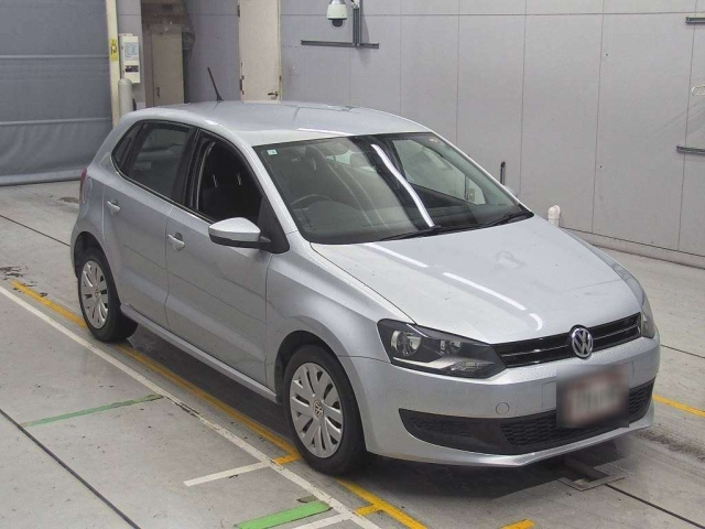 VOLKSWAGEN POLO 2014