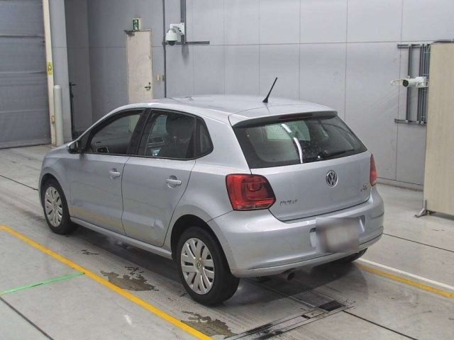 VOLKSWAGEN POLO 2014