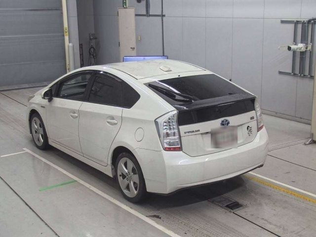 TOYOTA PRIUS 2010
