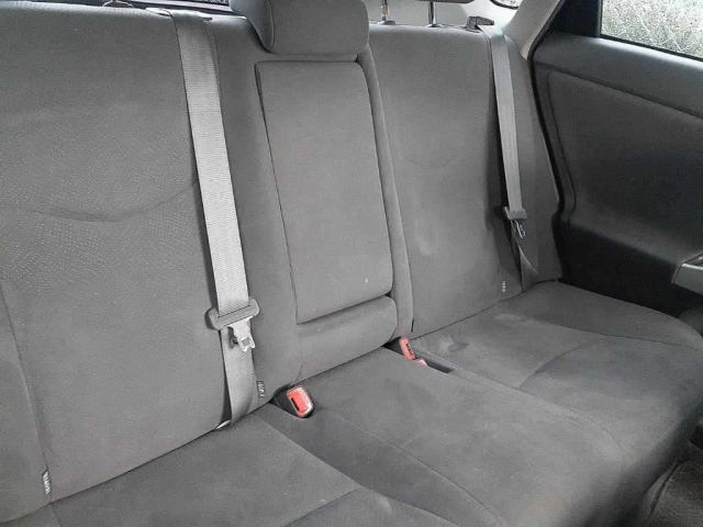 TOYOTA PRIUS 2010