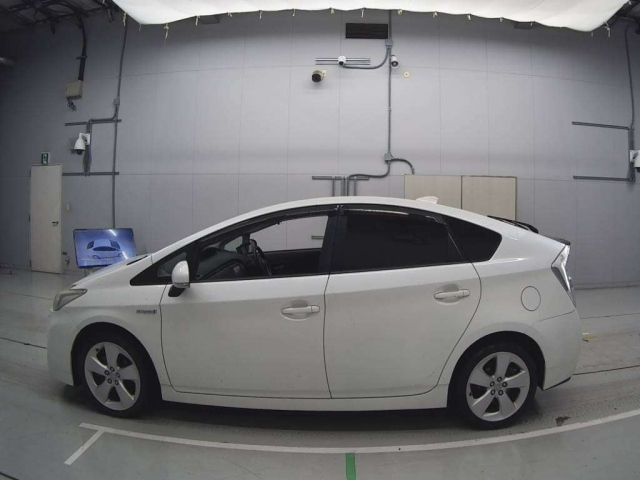 TOYOTA PRIUS 2010