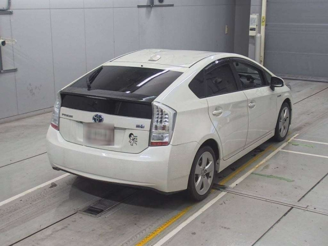 TOYOTA PRIUS 2010