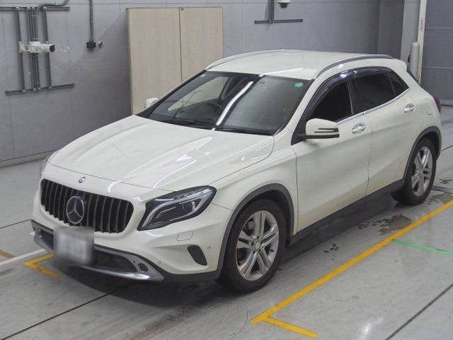 MERCEDES BENZ GLA CLASS 2015