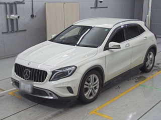MERCEDES BENZ GLA CLASS 2015
