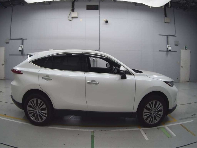 TOYOTA HARRIER 2020