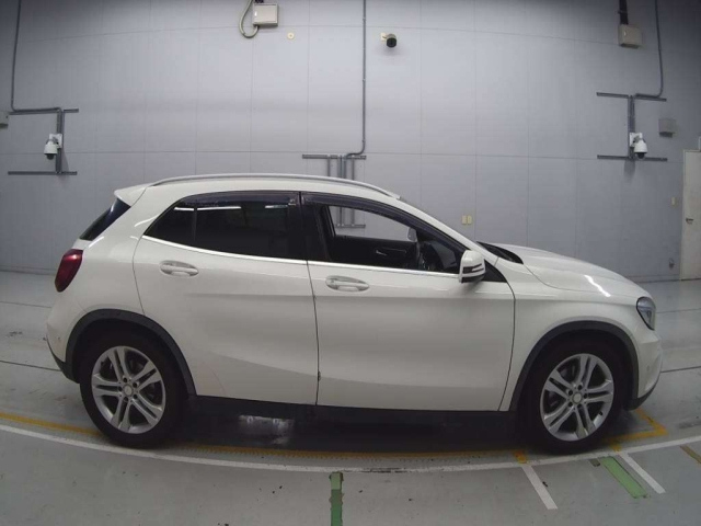 MERCEDES BENZ GLA CLASS 2015