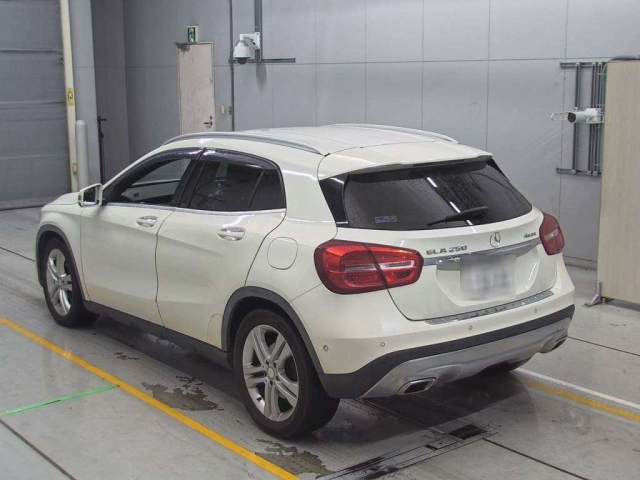 MERCEDES BENZ GLA CLASS 2015