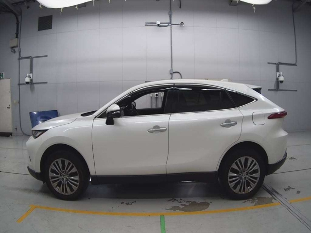TOYOTA HARRIER 2020