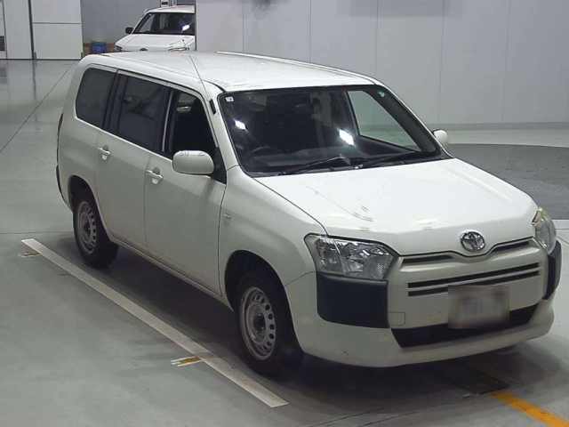 TOYOTA PROBOX 2017