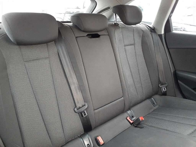 AUDI A4 2016