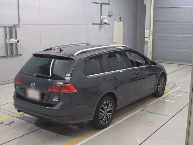 VOLKSWAGEN GOLF VARIANT 2016