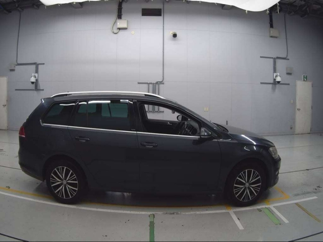 VOLKSWAGEN GOLF VARIANT 2016