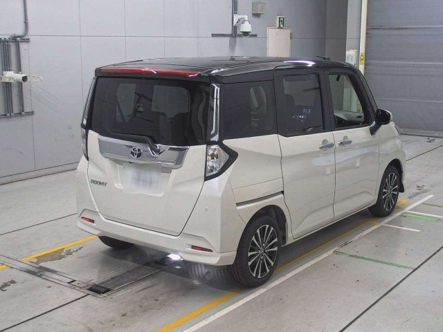 TOYOTA ROOMY 2025