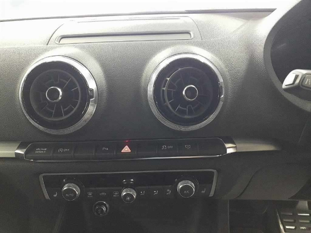 AUDI A3 2018