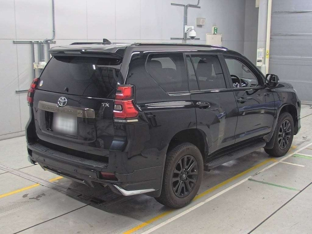 TOYOTA LAND CRUISER PRADO 2022