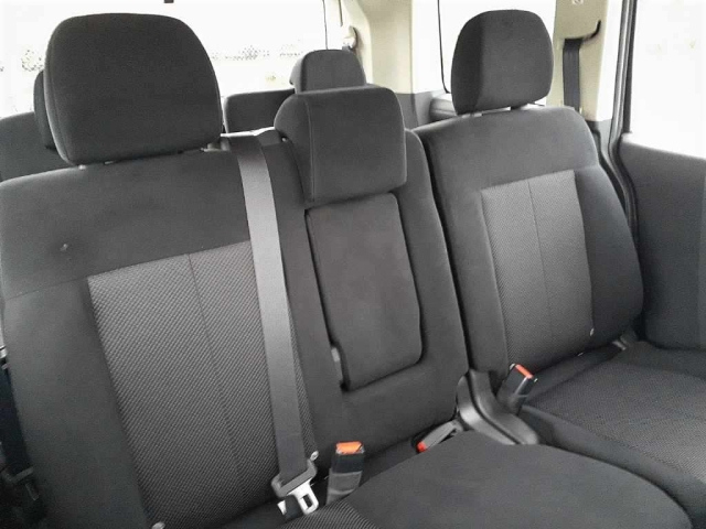 MITSUBISHI DELICA D5 2017