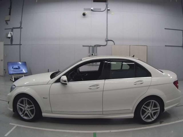 MERCEDES BENZ C CLASS 2012