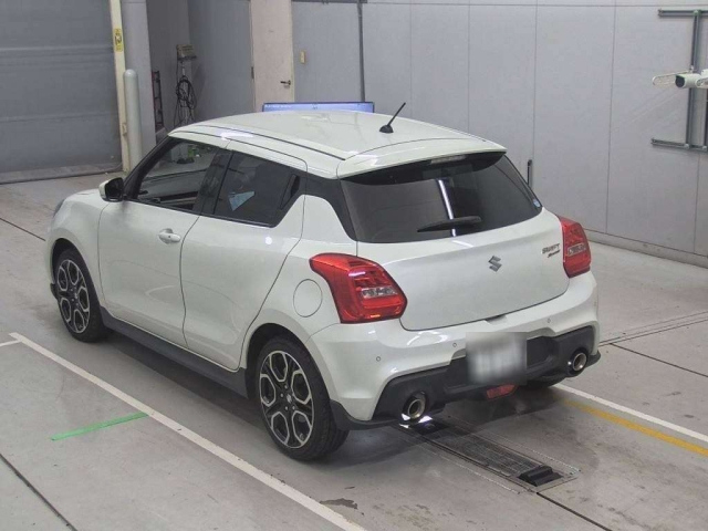 SUZUKI SWIFT 2021
