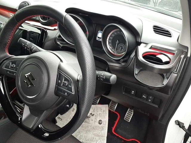 SUZUKI SWIFT 2021