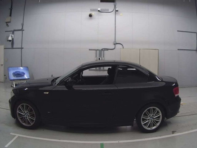 BMW 1 SERIES 2012