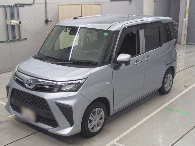 TOYOTA ROOMY 2023