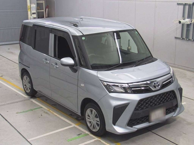 TOYOTA ROOMY 2023