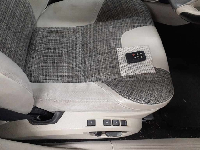 VOLVO V40 2017