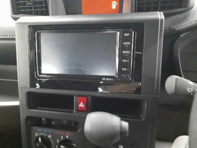 TOYOTA ROOMY 2023