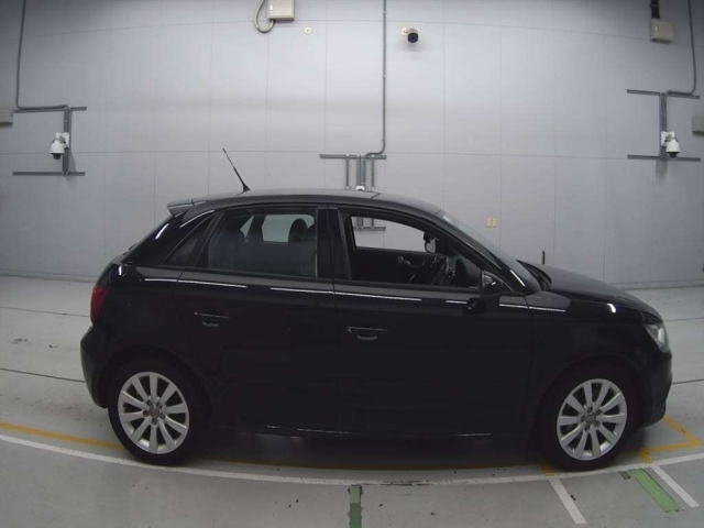 AUDI A1 2012